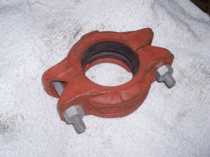 2 VICTAULIC STYLE FITTINGS