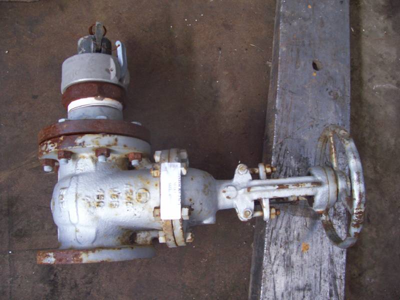 4 GATE VALVE