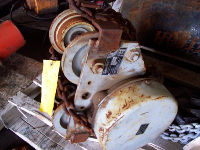 1 Ton, SHAW BOX HOIST CHAIN FALL AND TROLLEY