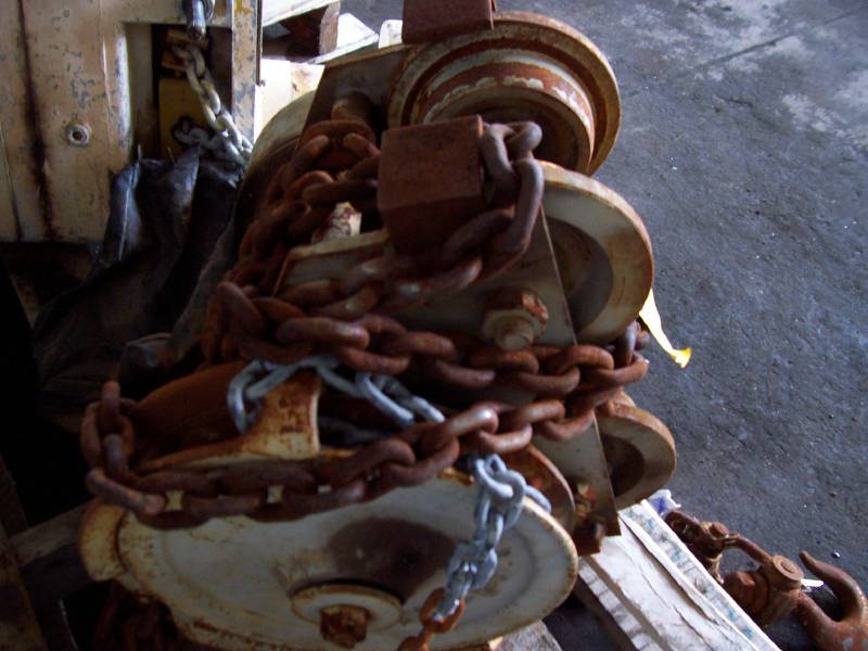 1 Ton, SHAW BOX HOIST CHAIN FALL AND TROLLEY