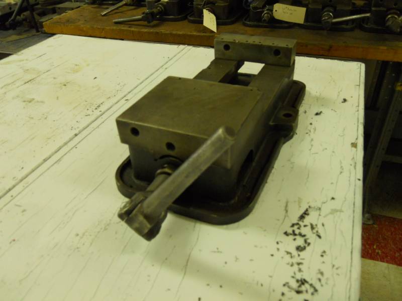 KURT MACHINE VISE 7 MAX OPENING
