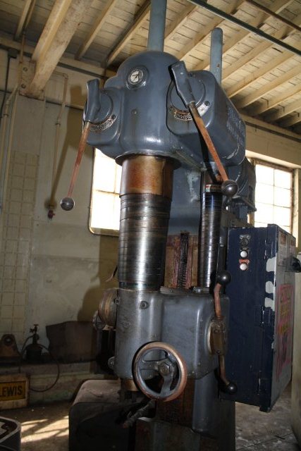 CLEEREMAN 30D SLIDING HEAD DRILL