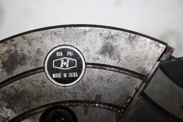 8 HUA PAI 4-JAW CHUCK