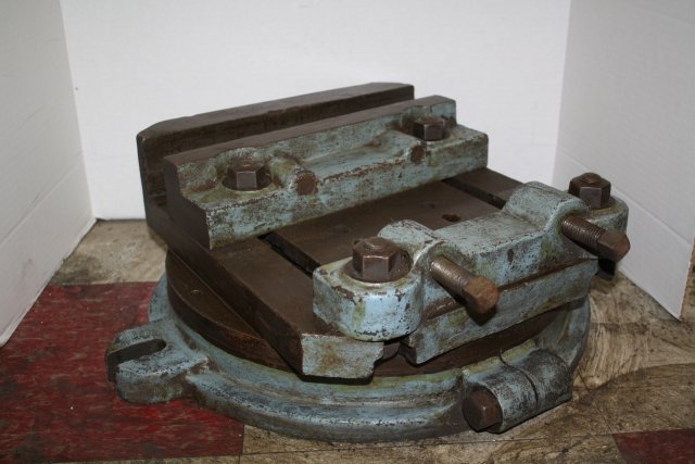 13 1/2 HEAVY DUTY ROTARY VISE