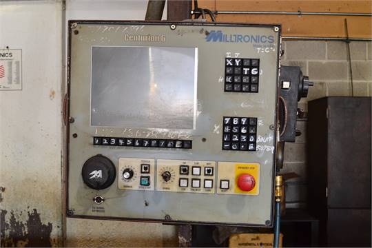 108 X, 30 Y, 24 Z, 1999 MILLTRONICS VMD30 SERIES C VERTICAL MACHINING CENTER