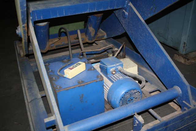 48 X 70 ELECTRIC HYDRAULIC DIE TABLE