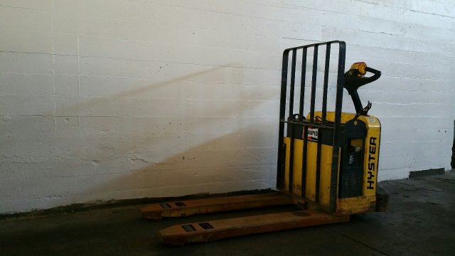 5000 LB HYSTER W50Z WALKIE PALLET JACK