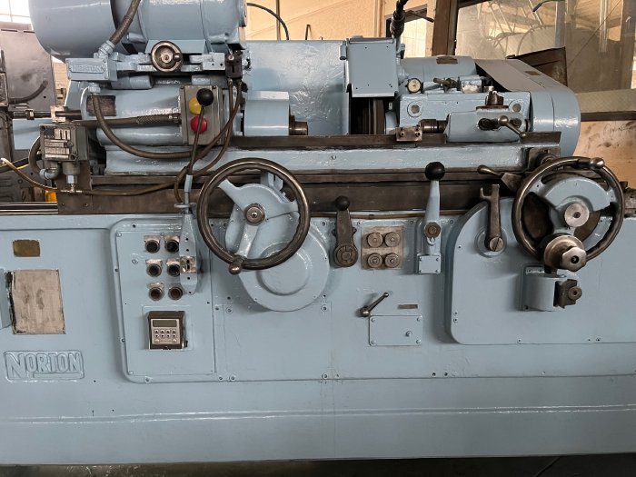 6 X 18 NORTON CTU PLAIN GRINDER