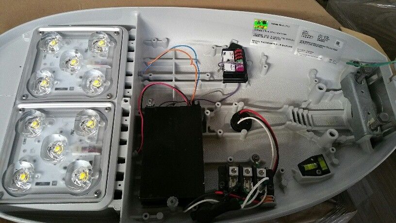 CREE XPS2 56W LED STREET PARKING LIGHTS BRAND NEW