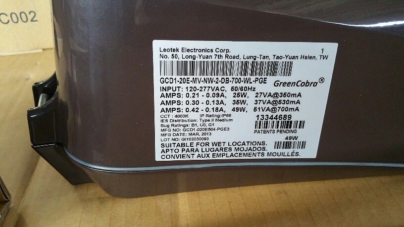 LEOTEK GREEN COBRA SERIES 49W LED PARKING LIGHTS BRAND-NEW