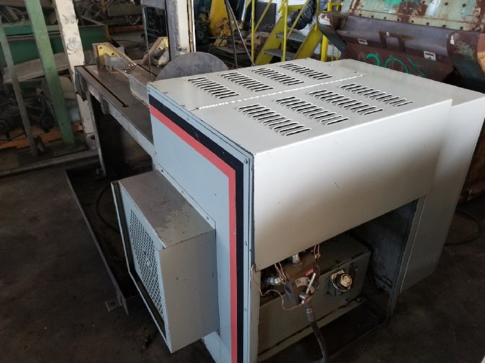 18 x 22 MARVEL MV460PC/2 VERTICAL BANDSAW