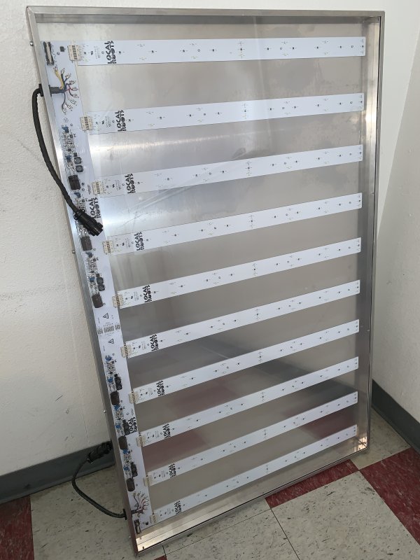 GROW LIGHT STRIP PANEL LOCAL ROOTS