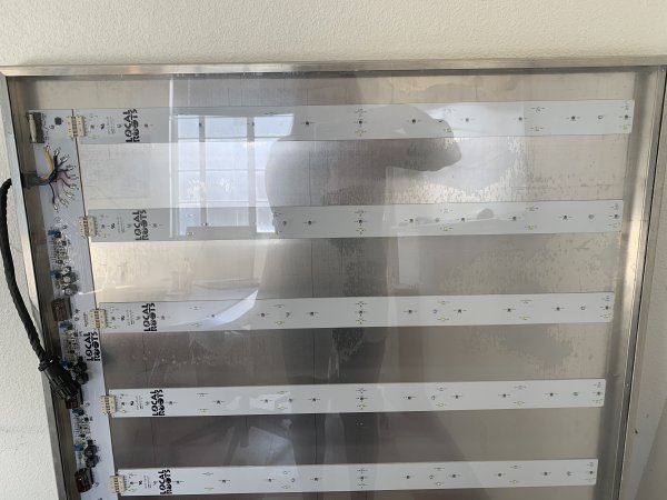 GROW LIGHT STRIP PANEL LOCAL ROOTS