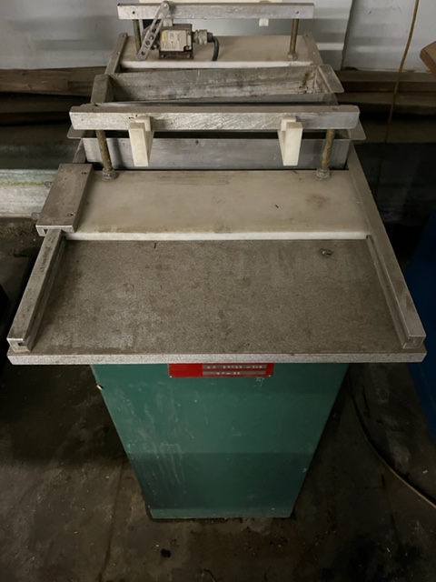 DODDS GP-26 DOVETAIL DRAWER GLUER