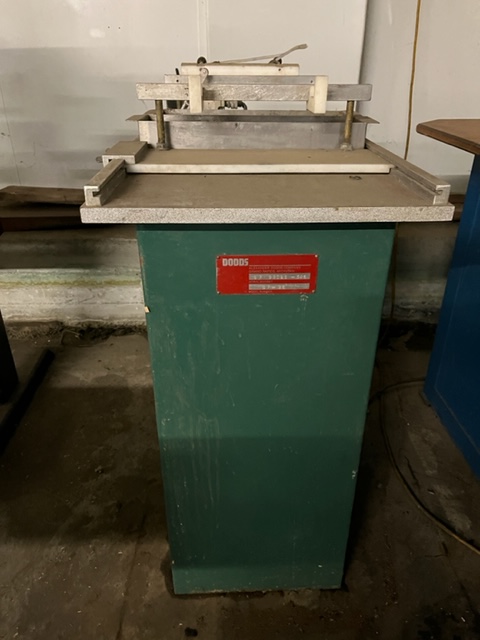 DODDS GP-26 DOVETAIL DRAWER GLUER