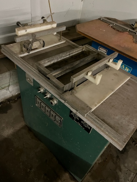 DODDS GP-26 DOVETAIL DRAWER GLUER