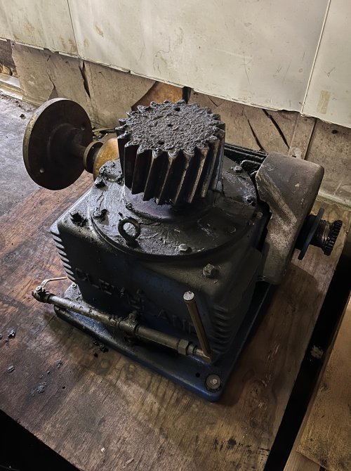 40HP ALLEN BRADLY MOTOR, CONTROL BOX AND GEARBOX FOR DOPPELMAYR SKI LIFT