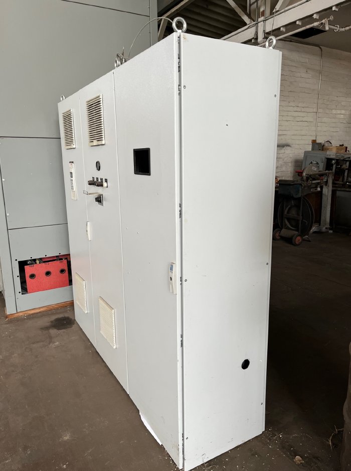 40HP ALLEN BRADLY MOTOR, CONTROL BOX AND GEARBOX FOR DOPPELMAYR SKI LIFT