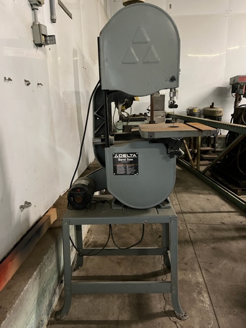 14 DELTA 28-243S WOOD VERTICAL BANDSAW