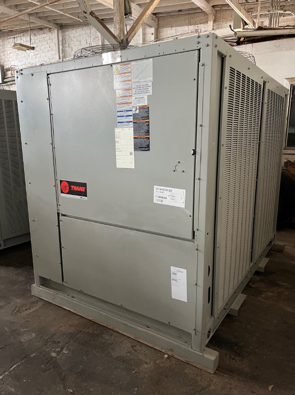TRANE 30 TON CUAJC30 R-410A AIR-COOLED CONDENSER