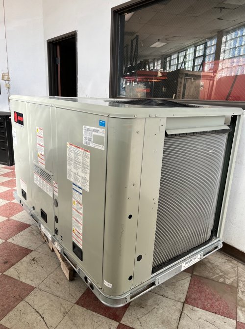 3 TON TRANE YSC036G4 GAS/ELECTRIC SEER 14 R-410A ROOFTOP AIR CONDITIONER