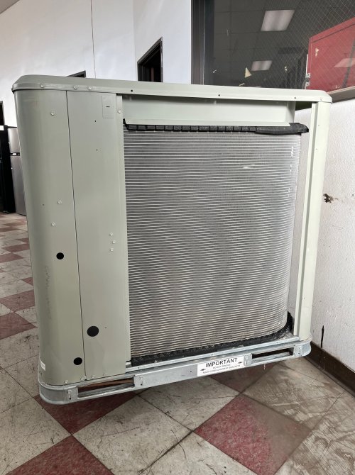 3 TON TRANE YSC036G4 GAS/ELECTRIC SEER 14 R-410A ROOFTOP AIR CONDITIONER