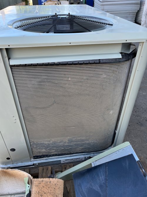 3 TON TRANE YSC036G4 GAS/ELECTRIC 460V-3PH SEER 14 R-410A