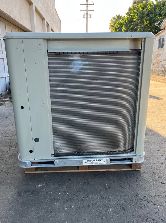 3 TON TRANE YSC036G4 GAS/ELECTRIC SEER 14 R-410A ROOFTOP AIR CONDITIONER