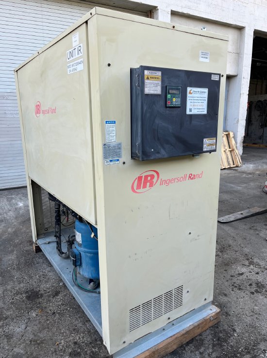 1200 CFM 220 PSI INGERSOLL RAND NVC1200A40N