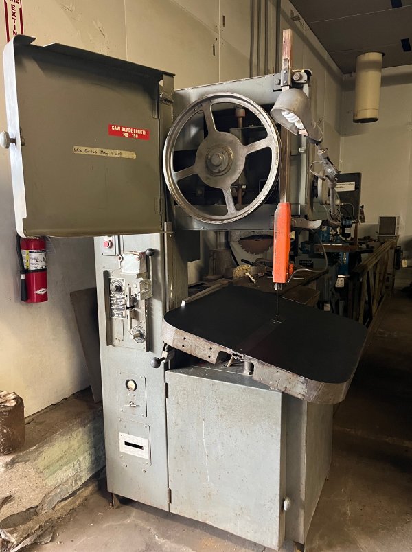 GROB 4V-18 18 VERTICAL BANDSAW
