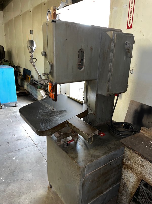 GROB 4V-18 18 VERTICAL BANDSAW