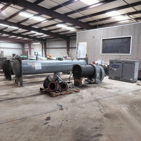 CARRIER EVERGREEN CHILLER HERMETI CENTRIFUGAL LIQUID CHILLER MDL19XRV4647385KGH