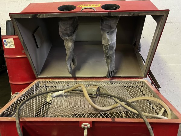 ACE (AUTOMOTIVE CLEANING EQUIPMENT) #2 SANDBLASTER